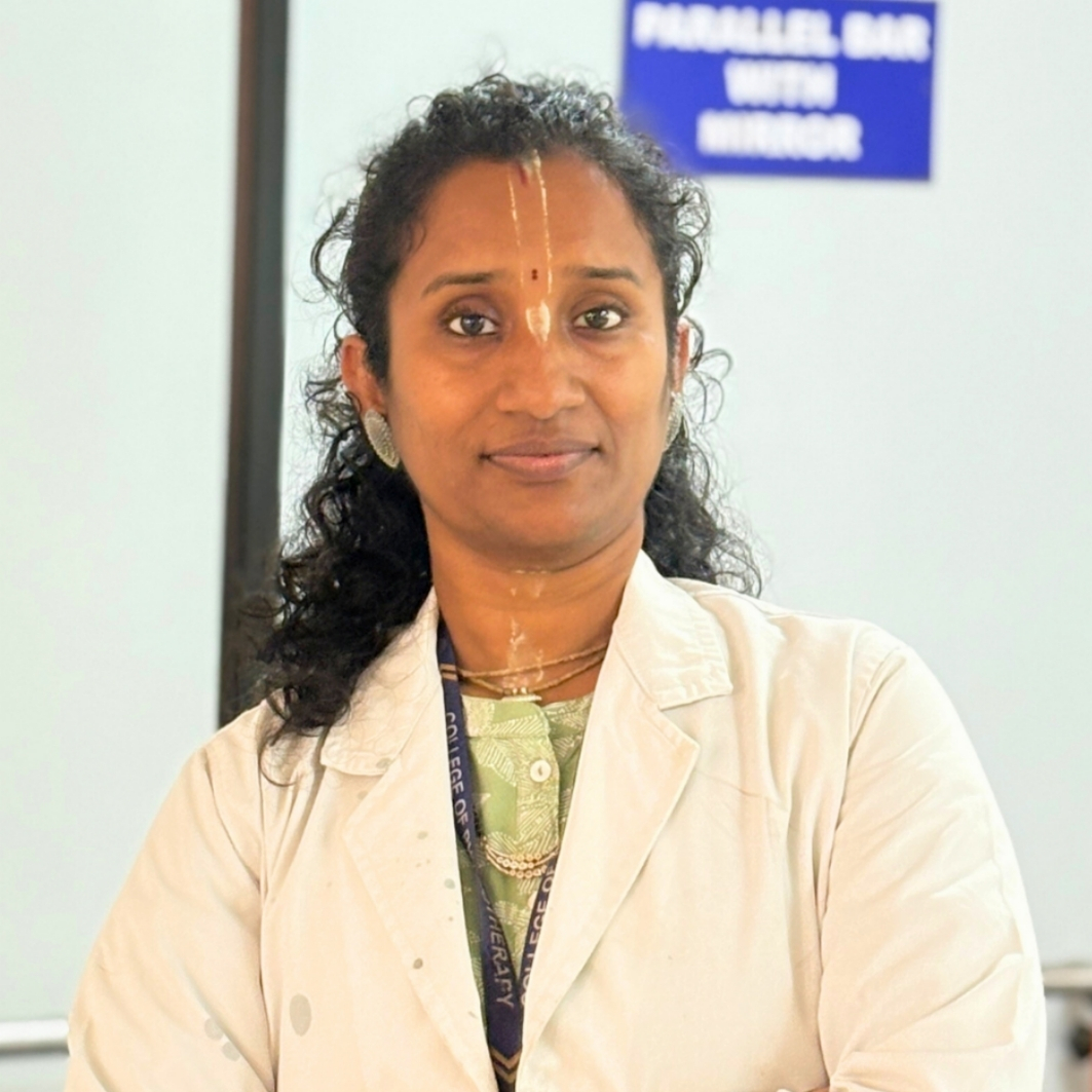 Dr Sapna Khot